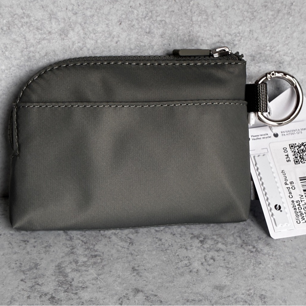 Lululemon Clippable Card Pouch Grey Sage Green Light Ivory NWT - Picture 5 of 7
